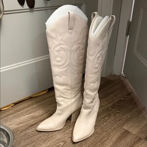 Steve Madden Cream Heeled Boots